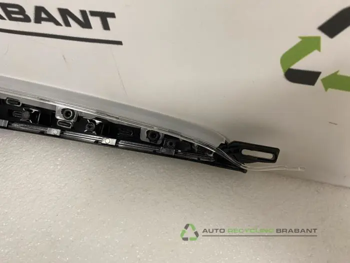 Sierstrip - a3152bc9-96eb-41f3-81ea-22cb4e0527db.jpg