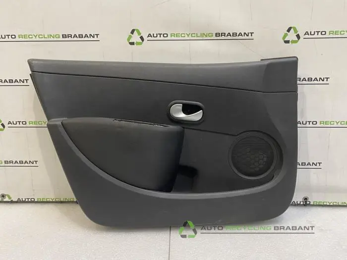 Türverkleidung 4-türig links vorne Renault Clio