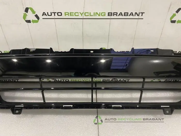 Grill - 0479eb3c-6690-46ac-af49-30ecdbf6ca66.jpg