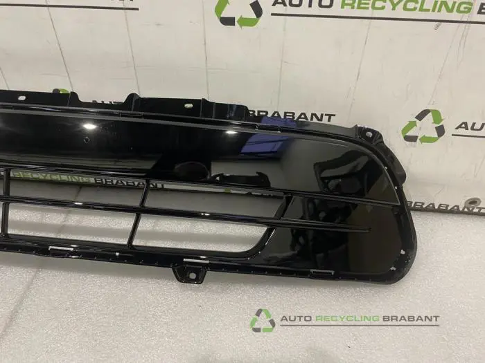 Grill - 5ea68ee1-7c4b-4bdb-93e0-bbbad34f3807.jpg