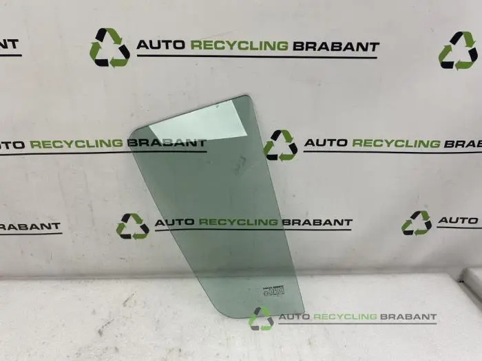 Portierruit 4Deurs rechts-achter Dacia Sandero