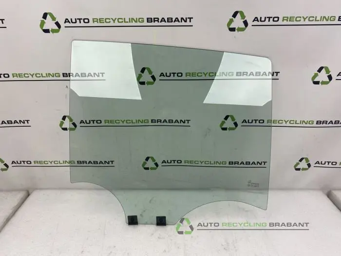 Portierruit 4Deurs rechts-achter Dacia Sandero