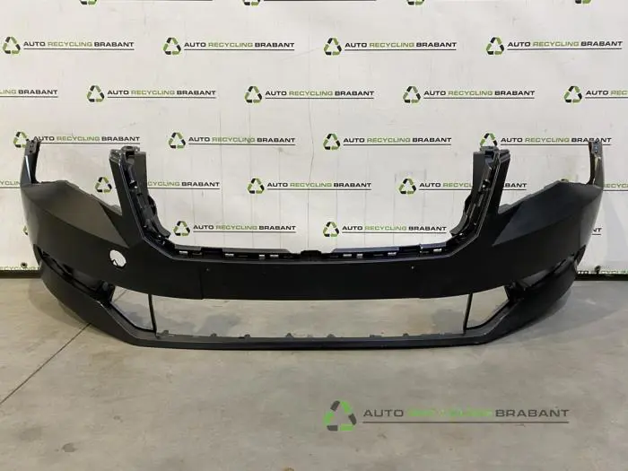 Stoßstange vorne Skoda Superb