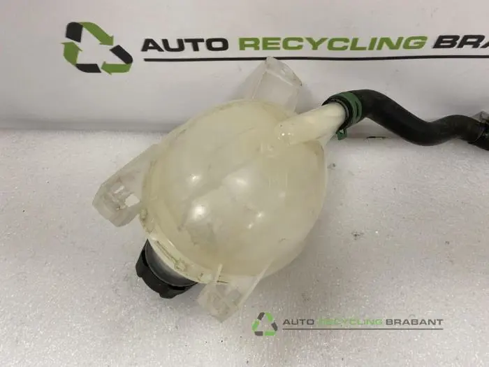 Expansievat - dc48e3ae-c361-47b8-903a-863860708261.jpg