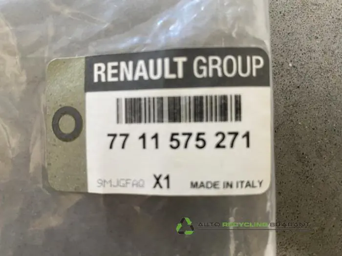 Zonneklep - 2134f925-7204-4bdc-93bc-8da016b12adc.jpg