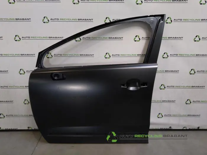 Portier 4Deurs links-voor Peugeot 3008