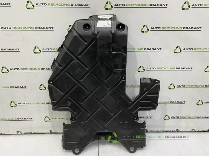 Beschermplaat bodem Mercedes 190E/D