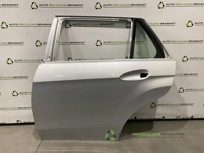 Portier 4Deurs links-achter Mercedes E-Klasse Portier 4Deurs links-achter Mercedes E-Klasse