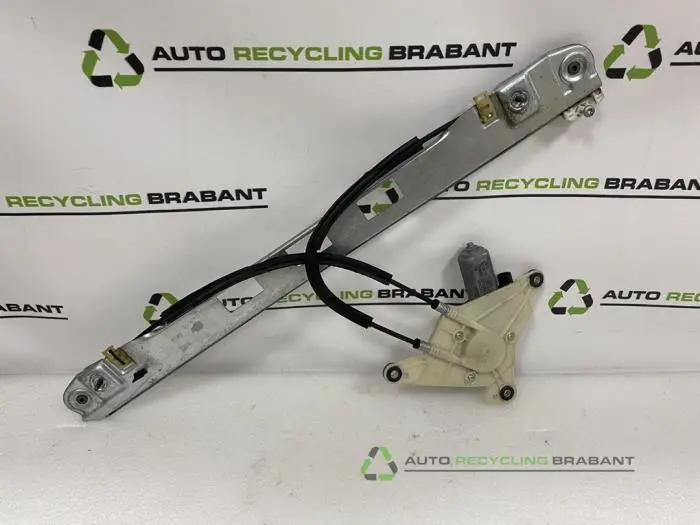 Window mechanism 4-door, front right Renault Master