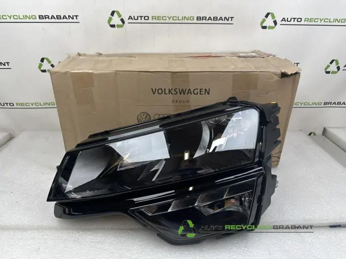 Koplamp links Skoda Karoq