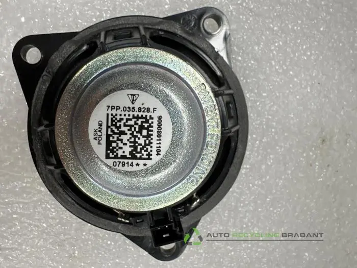 Lautsprecher - 5d38deee-ad75-4259-a64e-dfef44451dda.jpg