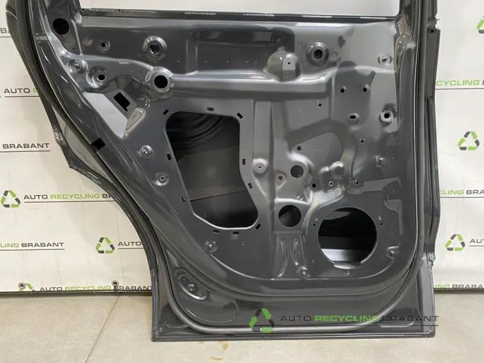 Portier 4Deurs links-achter - 9d0e631d-3a2d-43e9-9d9f-3761d2ca0f1b.jpg