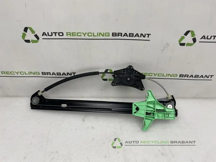 Ruitmechaniek 4Deurs rechts-achter Volkswagen Tiguan