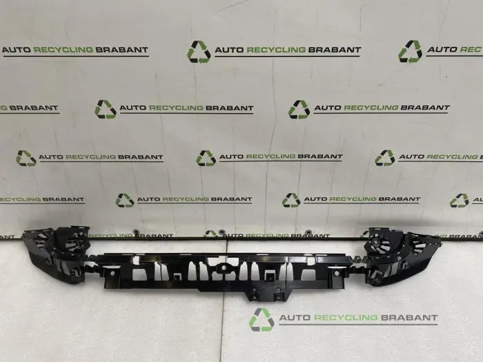 Stoßstangenstütze mitte hinten BMW 1-Serie