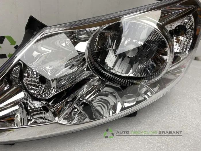 Koplamp links - 7b738a80-a3ba-4ba9-824b-bf88ac86fbbc.jpg