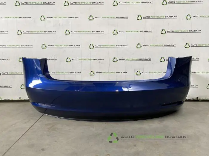 Stoßstange hinten Tesla Model 3