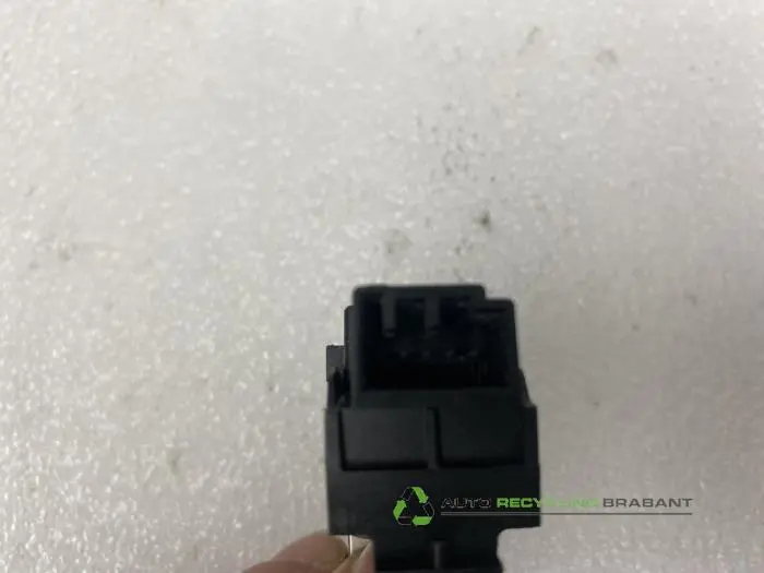 Electric window switch - 828e7620-8233-4b1b-b7b3-2fda582d8a29.jpg