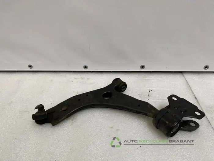 Draagarm links-voor Ford Focus