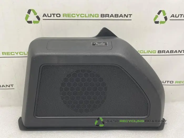 Subwoofer Volkswagen Beetle