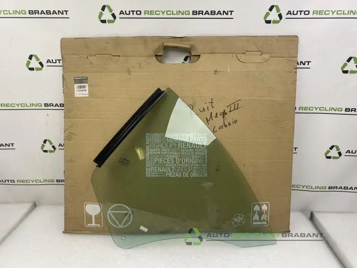 Ruit achter Renault Megane