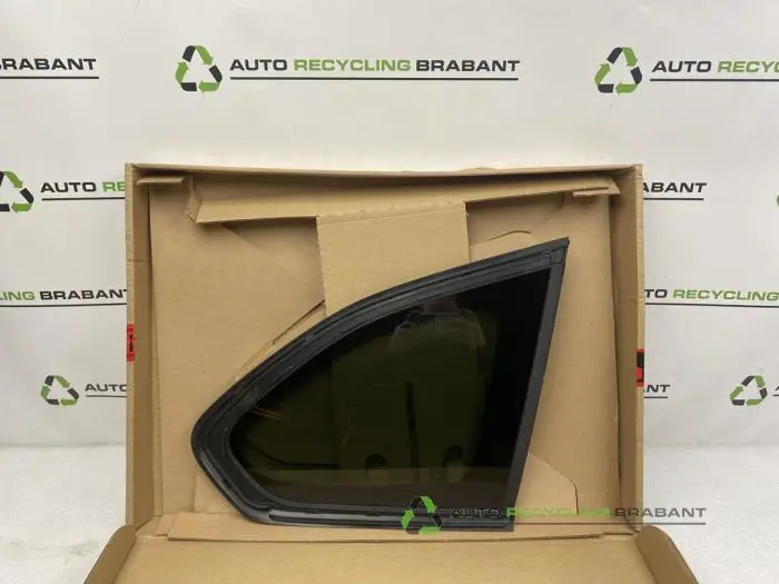 Vitre portière 4portes avant droite BMW X1