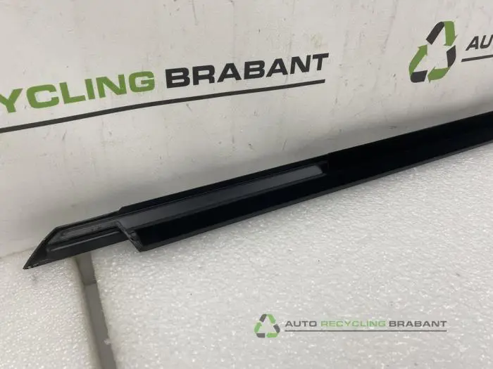 Sierstrip - 20ff5b27-db29-4108-9ca4-a247e9931fe8.jpg