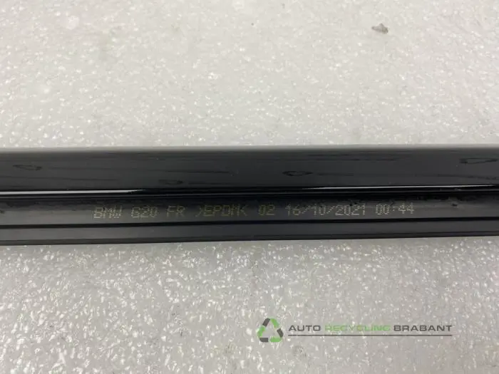 Sierstrip - 5cf747fa-94ff-43b7-927c-53ce8915148a.jpg