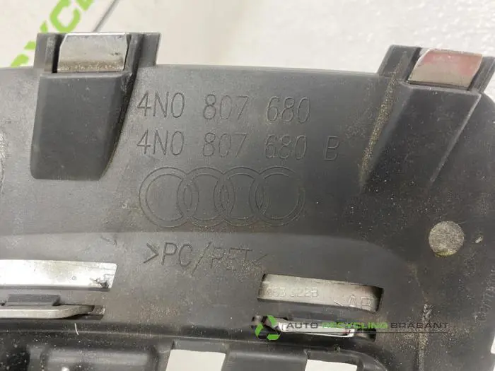 Bumper grille - 8cddfc31-0143-49fb-b9c7-672ea4c2c530.jpg