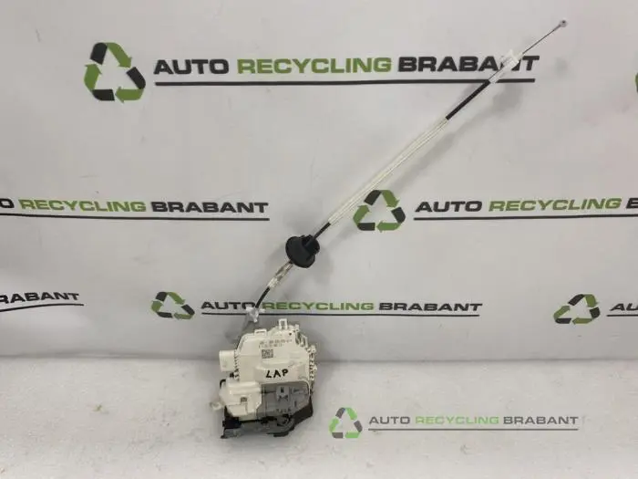 Deurslot Mechaniek 4Deurs links-achter Porsche Macan