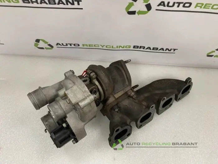 Turbo - 90da40d6-039f-48cf-b218-738cdddb67f3.jpg