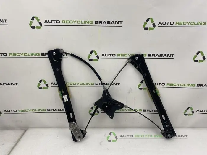 Ruitmechaniek 4Deurs links-voor Volkswagen Passat