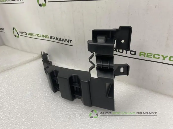 Bumpersteun rechts-achter - e71d8235-b98c-4393-ac4c-e95735ad4686.jpg