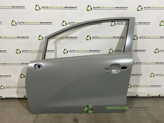 Portier 4Deurs links-voor Kia Rio