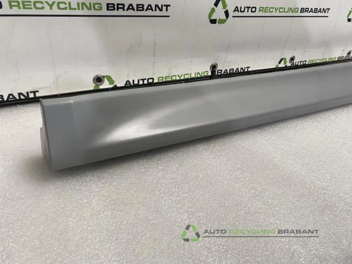 Dorpel links - 180ebc25-5edd-4d91-9337-c1461dc5caf2.jpg