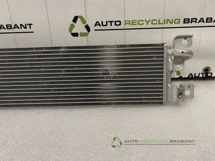 Radiateur - 5d0bddda-a28a-467d-9f45-5e8263dcfc33.jpg