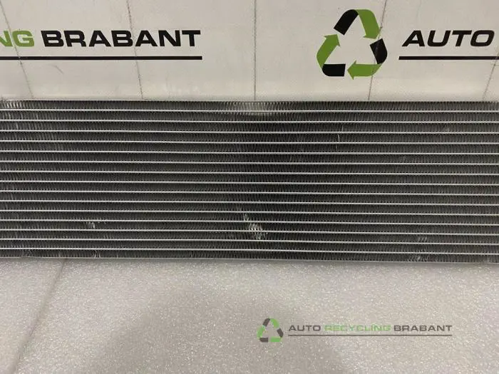 Radiateur - 6f843803-8c02-4f6c-9c2c-bd466a78f71a.jpg