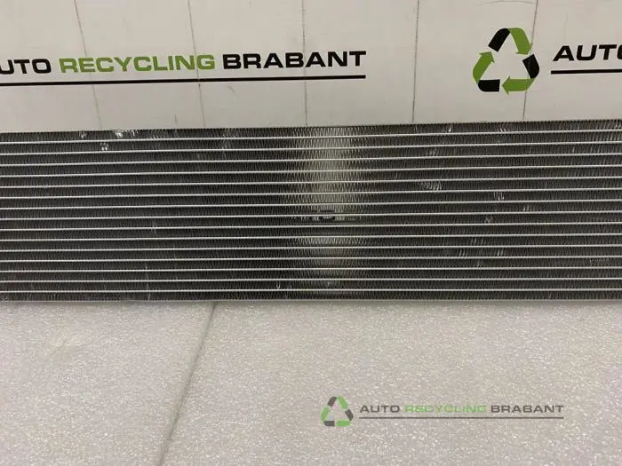 Radiateur - fc708ad9-49e2-4c6a-9722-c76cf070049a.jpg