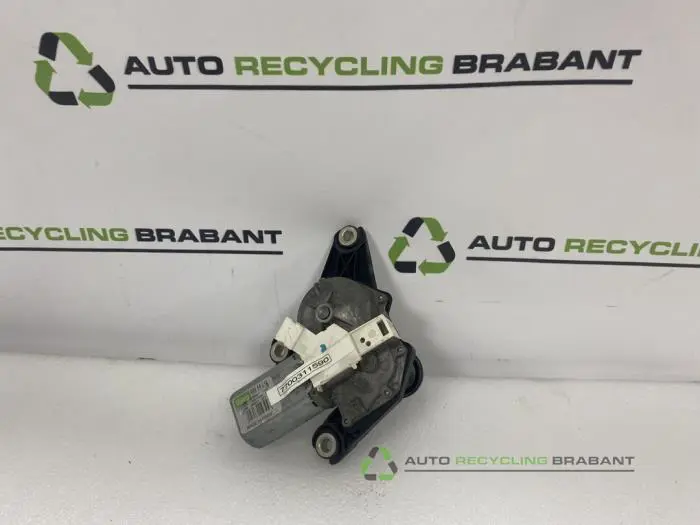 Ruitenwissermotor achter Renault Trafic