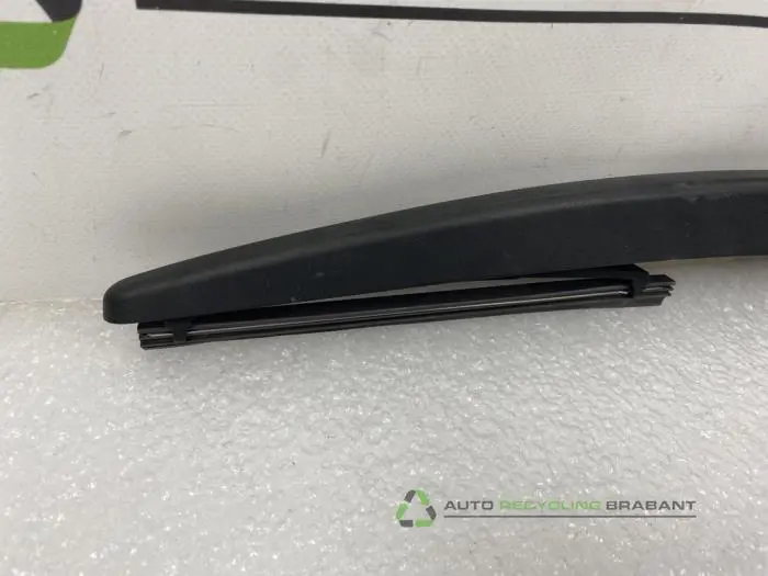 Ruitenwisserarm achter - 94326b7b-9a27-4c05-bbec-4b4f960ce13c.jpg