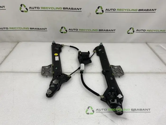 Ruitmechaniek 4Deurs links-achter Volkswagen Arteon