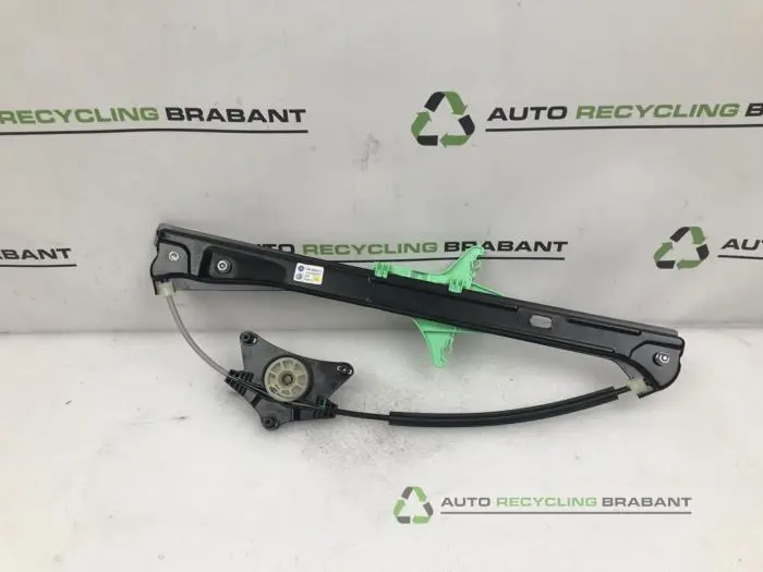 Ruitmechaniek 4Deurs links-achter Volkswagen Tiguan