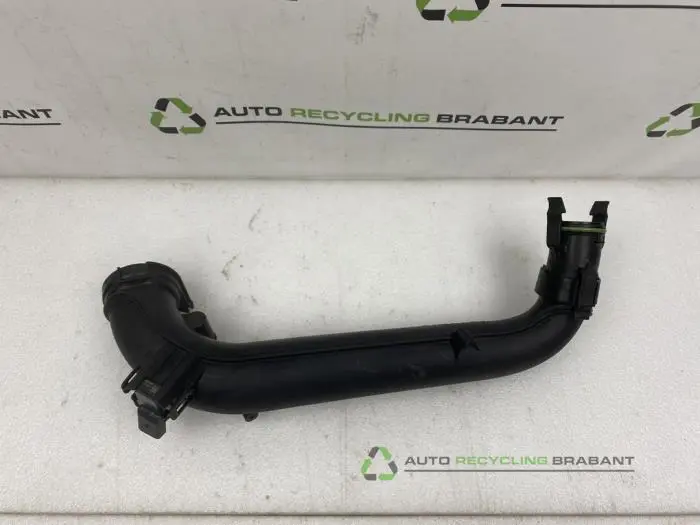 Intercooler hose - f9f99a74-bfe3-4b57-ada5-1d211f108ec6.jpg