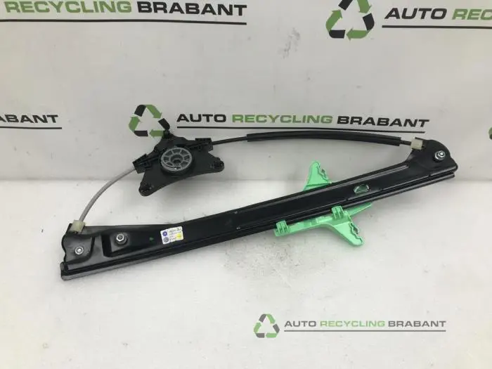 Ruitmechaniek 4Deurs rechts-achter Volkswagen Tiguan