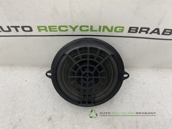 Luidspreker - b02cf2cb-80e0-49a2-8958-0f16b3d5d7ed.jpg