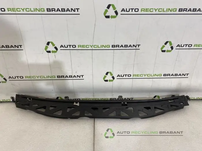 Stoßstangenstütze mitte hinten Volkswagen Passat