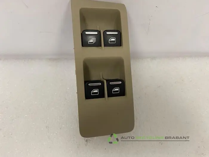 Electric window switch - 5f3dbd7a-e532-4b4c-8797-09337294720a.jpg