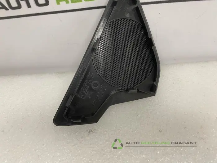 Lautsprecher - f5c2dc9e-ac06-4ca5-9928-175aad886694.jpg