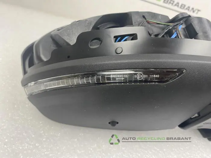 Buitenspiegel rechts - 1b542859-aa29-4a08-bb48-600e38d371b0.jpg