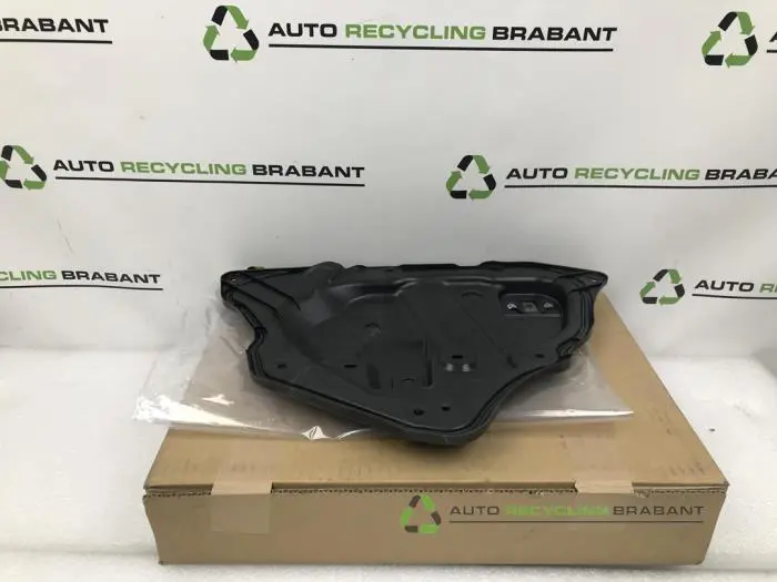 Türverkleidung 4-türig links vorne Fiat 124