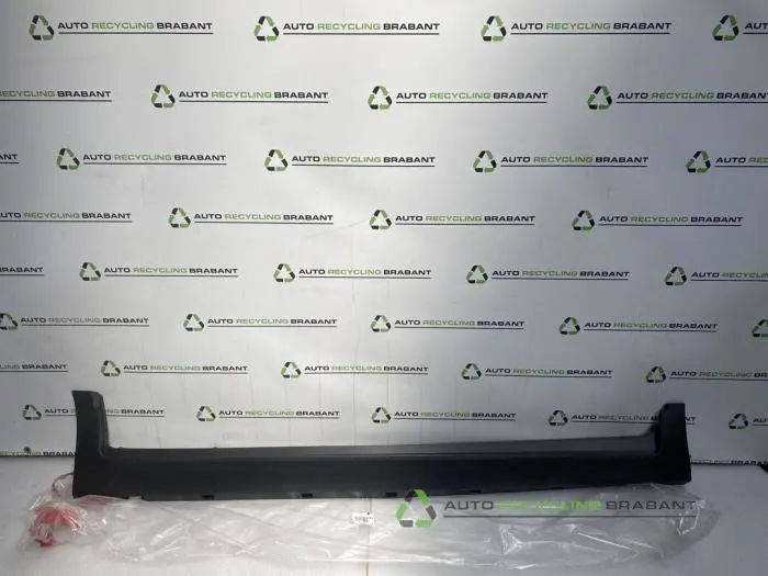 Zijskirt rechts Opel Crossland X